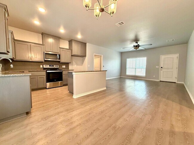 Foto del edificio - 128 Elmer Ave