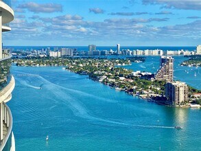 Building Photo - 488 NE 18th St