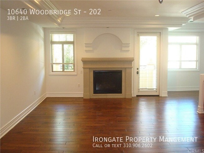 Foto del edificio - 10640 Woodbridge St