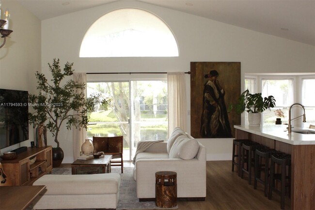 Foto del edificio - 2223 Soundings Ct