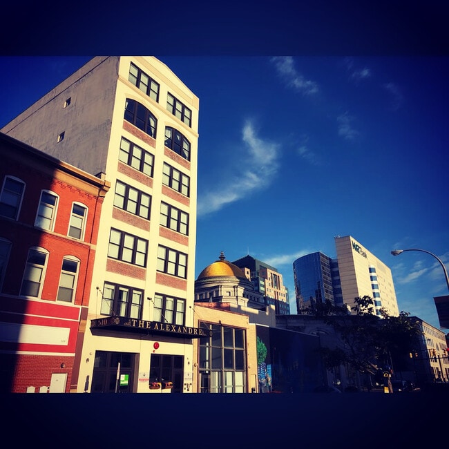 Building Photo - 510 Washington St
