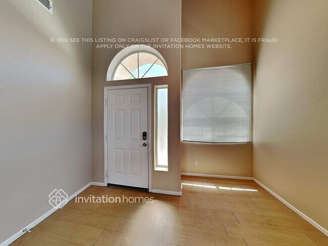 Building Photo - 2338 Crooked Creek Ave