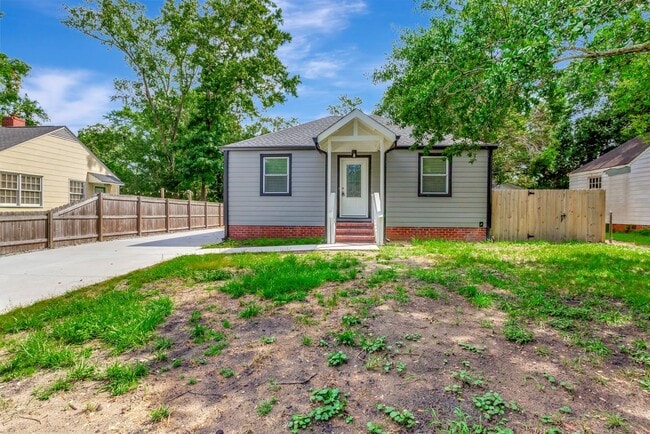 Completely Renovated Gem in Park Circle - Completely Renovated Gem in Park Circle House