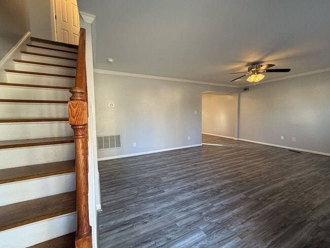 Foto del edificio - Tastefully Updated 4 Bedroom Home.