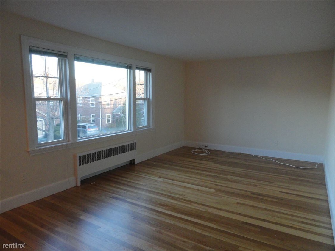 10 Dwight St, Watertown, MA 02472 Condo for Rent in Watertown, MA