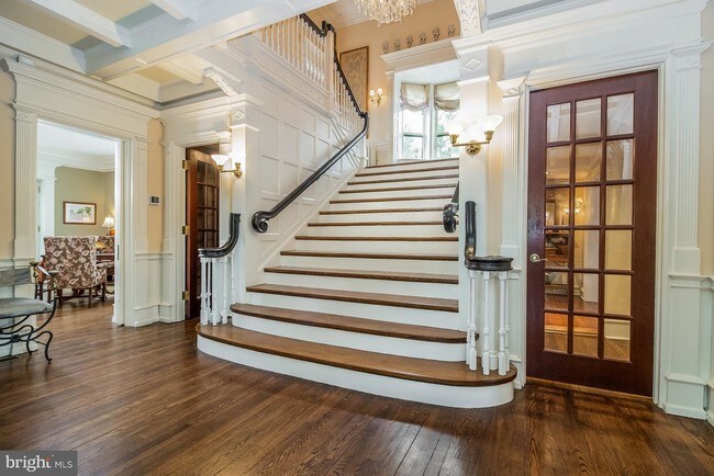 Foto del edificio - 124 W Chestnut Hill Ave
