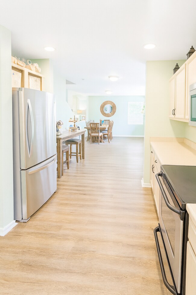 Building Photo - Stunning 5-Bedroom Home in the Heart of Pa...