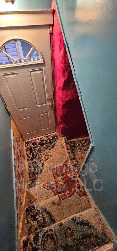 Building Photo - 3222 Charlotte St