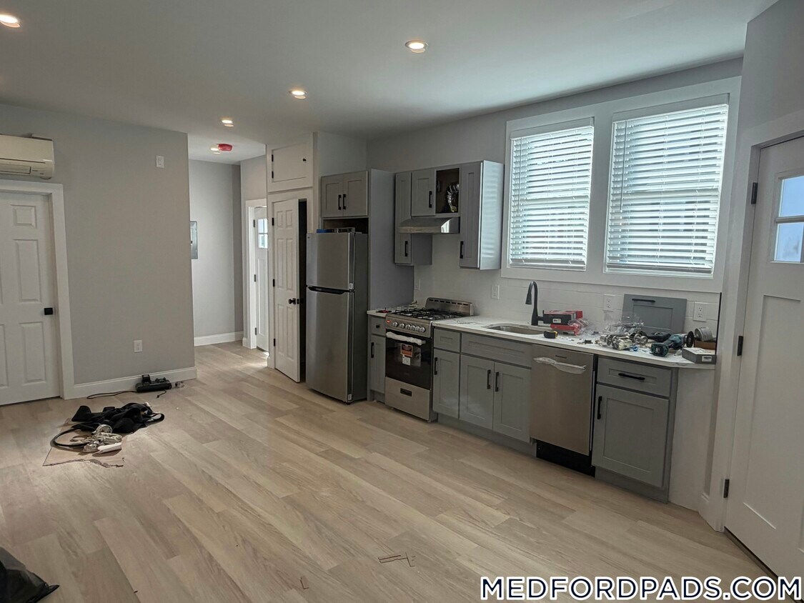 Foto del edificio - 121 Winthrop St