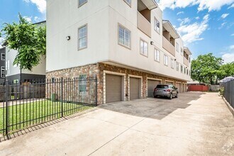Building Photo - 4713 Virginia Ave
