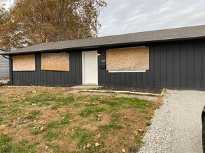 Building Photo - 325 Rieber Dr