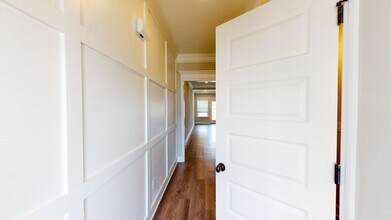Building Photo - 128 Canton Park Ave