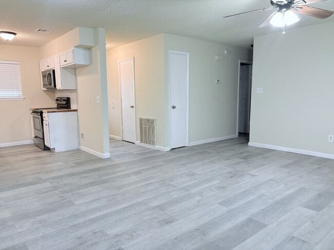 Building Photo - Newly remodeled four bedroom home in Noble