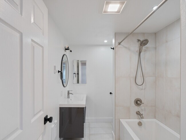 Bright and clean, newly remodeled bathroom. - 1215 SE Lexington St