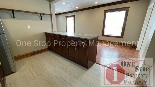 Foto del edificio - Beautiful 3 Bedroom 1 Bathroom Home in Kan...