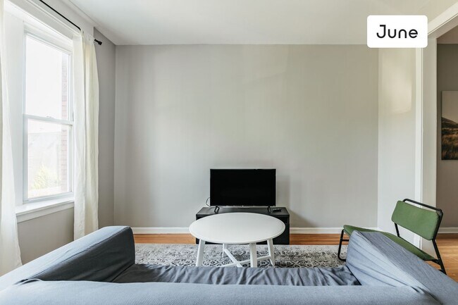 Foto del edificio - 3814 N Clark Street