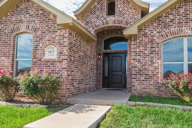 Foto del edificio - 9817 Asher Avenue