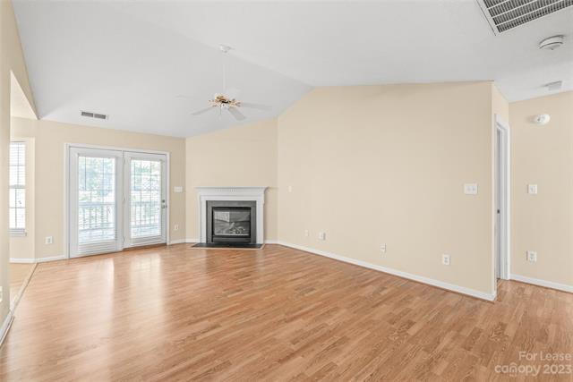 Building Photo - 7546 Starvalley Dr