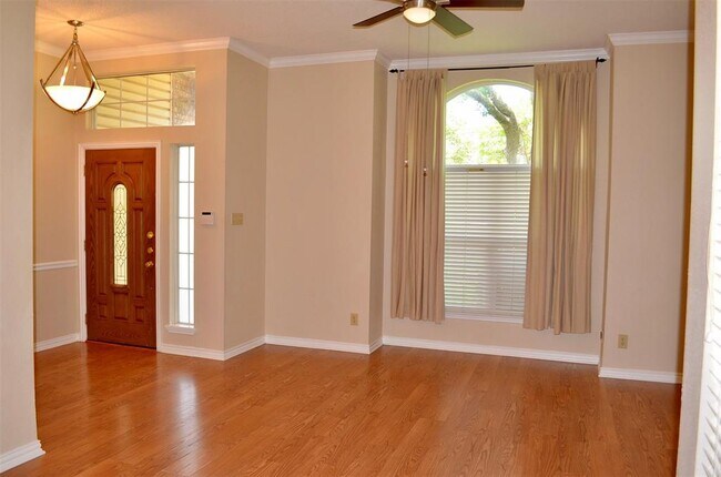 Building Photo - 2124 Fawn Ridge Trail