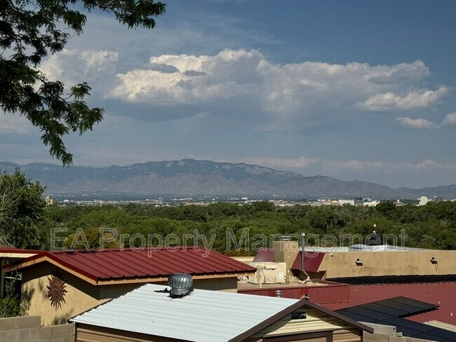 Building Photo - 4908 La Bajada Rd NW