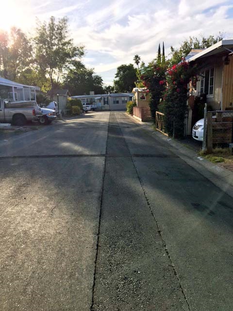 Foto del edificio - Larchmont Mobile Home Park