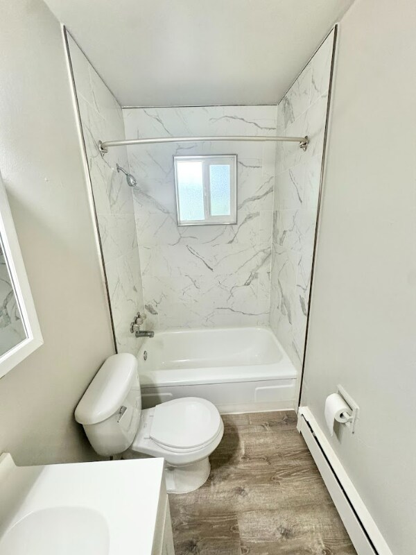 Foto del edificio - 319-321 E Brookside St
