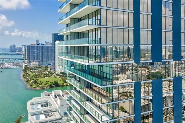 Foto del edificio - 788 NE 23rd St