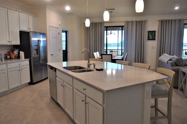 Foto del edificio - 2 br, 2 bath House - 10042 Crooked Creek D...