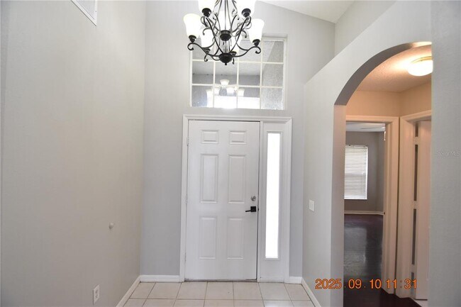 Building Photo - 12913 Lake Vista Dr
