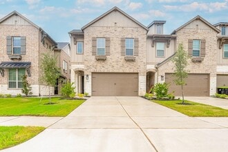 Building Photo - 6522 Bramble Cv Ln