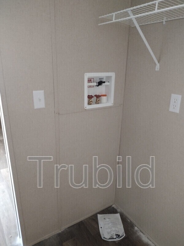 Building Photo - 49 N King Richard Ct