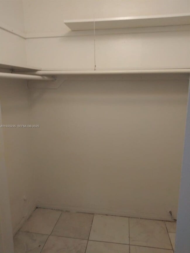 Foto del edificio - 17031 NE 21st Ave