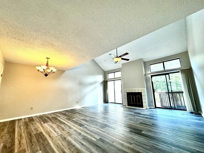 Foto del edificio - 3959 Aeries Way