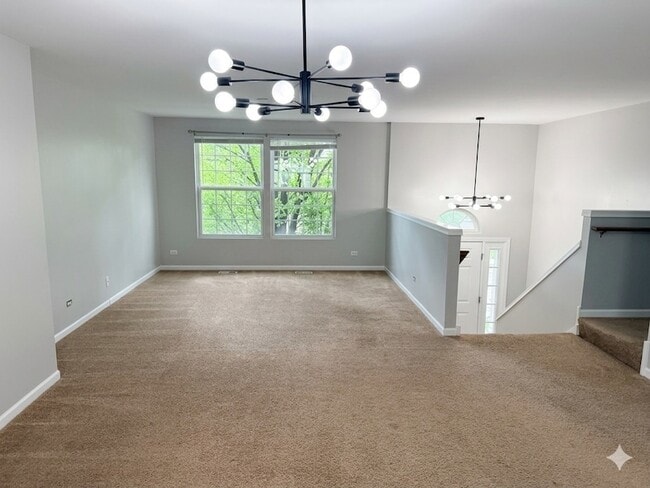 Building Photo - 1513 Bristol Ln
