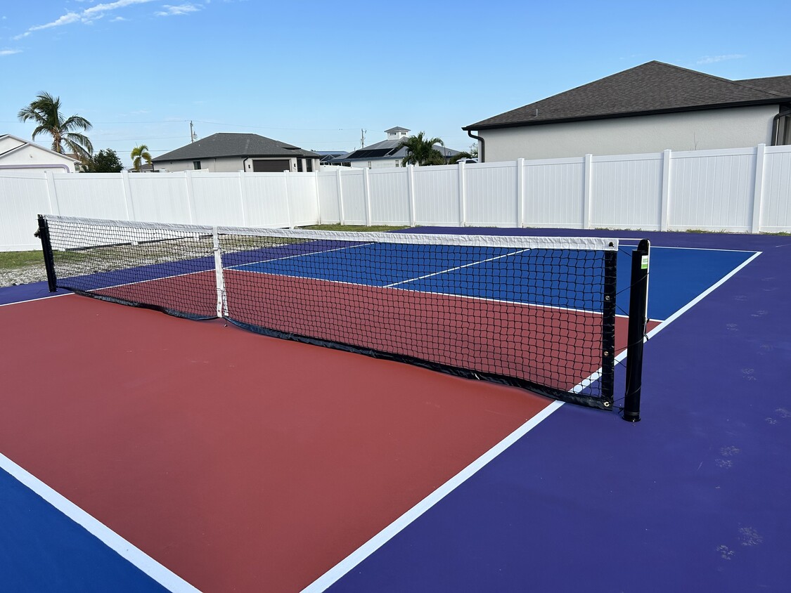 Private pickleball court - 1123 NW 2nd Ave