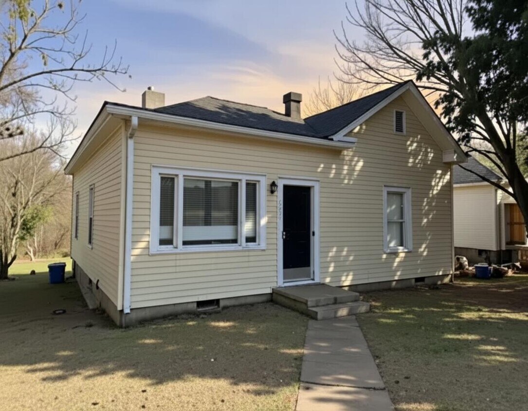 Photo - 1609 Fowler Pl