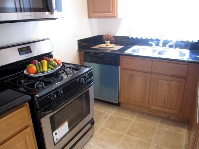 Foto del edificio - 5606 Harold Way