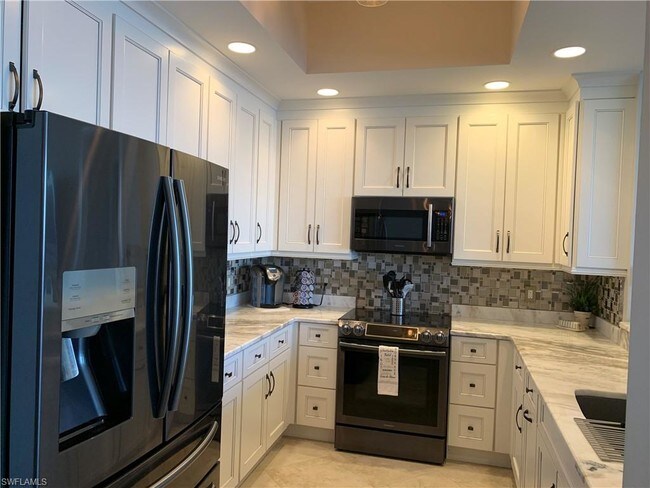 Foto del edificio - 2110 W First St