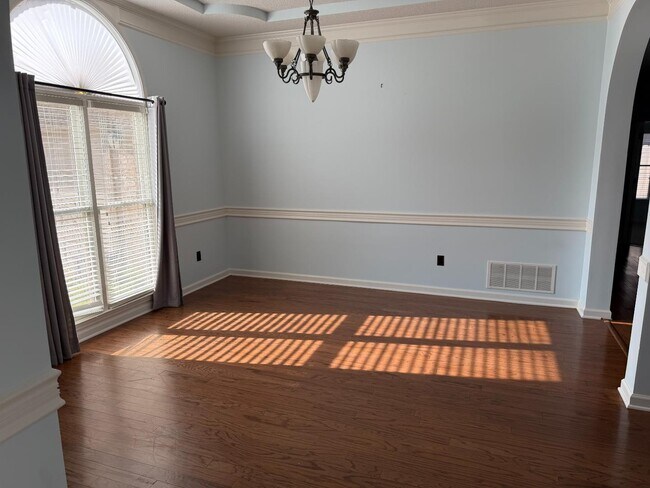 Building Photo - 10521 Red Stone Dr