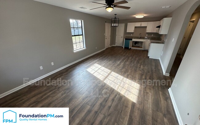 Foto del edificio - 3511 Crow Rd