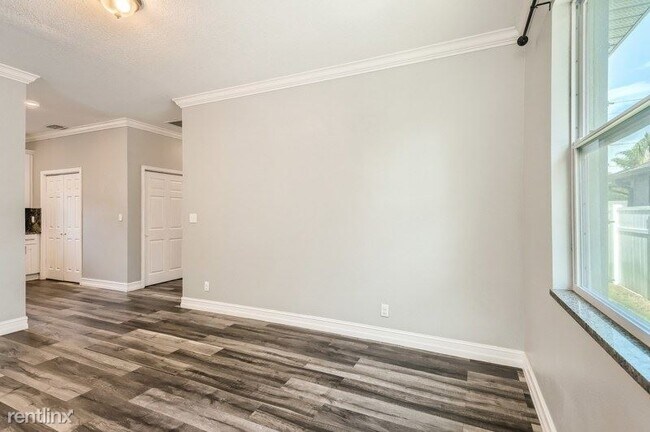 Building Photo - 3 br, 2 bath House - 5625 35Th Way N