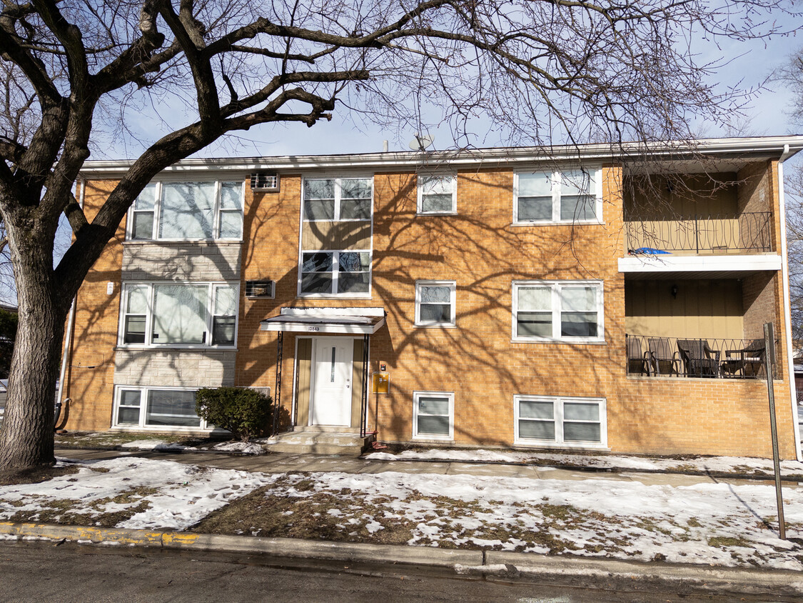Primary Photo - 13845 S School St