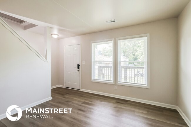Foto del edificio - 2541 Rowan St