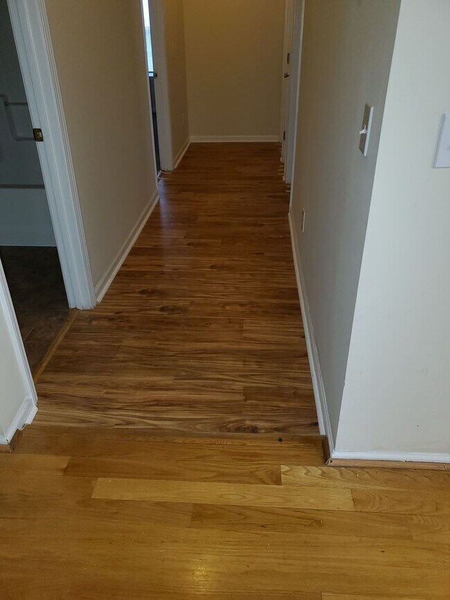 Foto del edificio - Moss Creek Place - COMING SOON