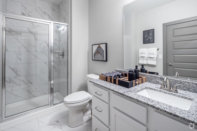 2BR, 2BA - The Hamilton - 1,187SF - Bathroom - The Lofts at Gateway