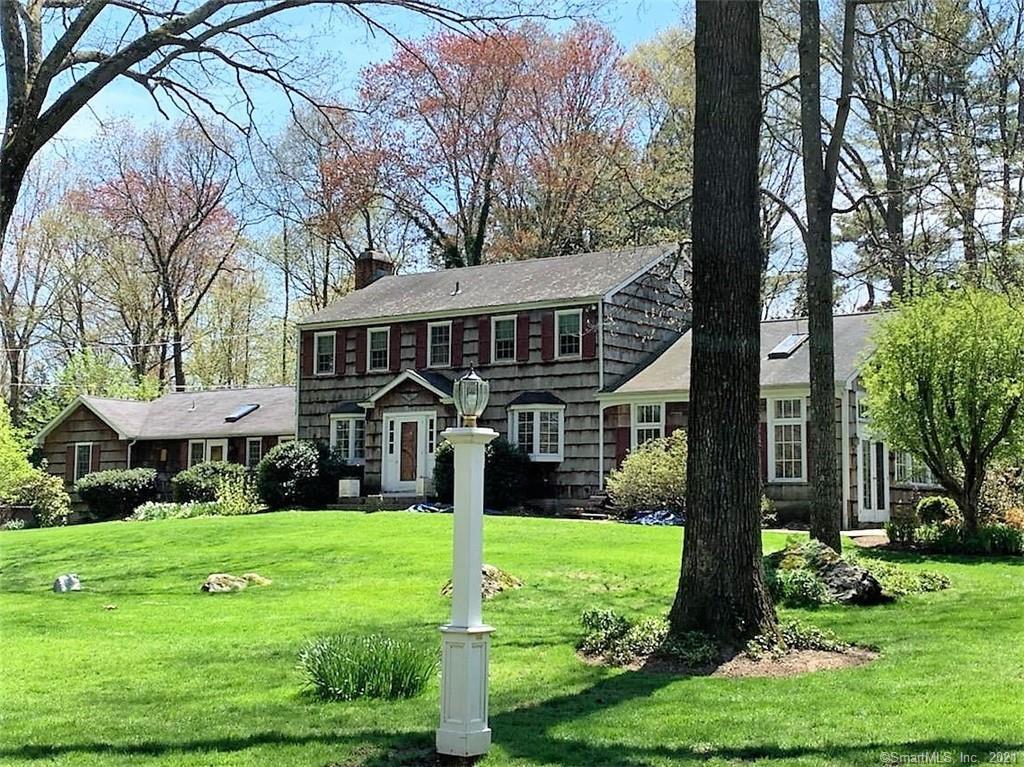 Primary Photo - 10 Tall Trees Ln