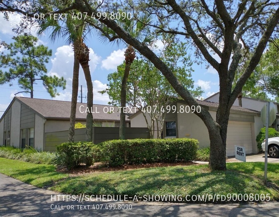 Foto principal - 689 Woodridge Drive | $2200 | 3 beds, 2 fu...