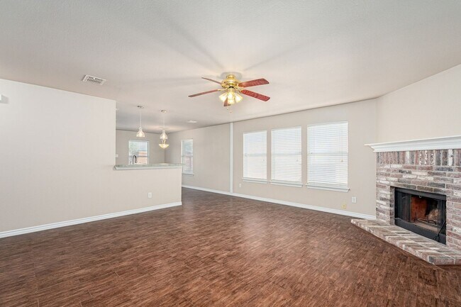 Building Photo - 2503 Buckskin Dr