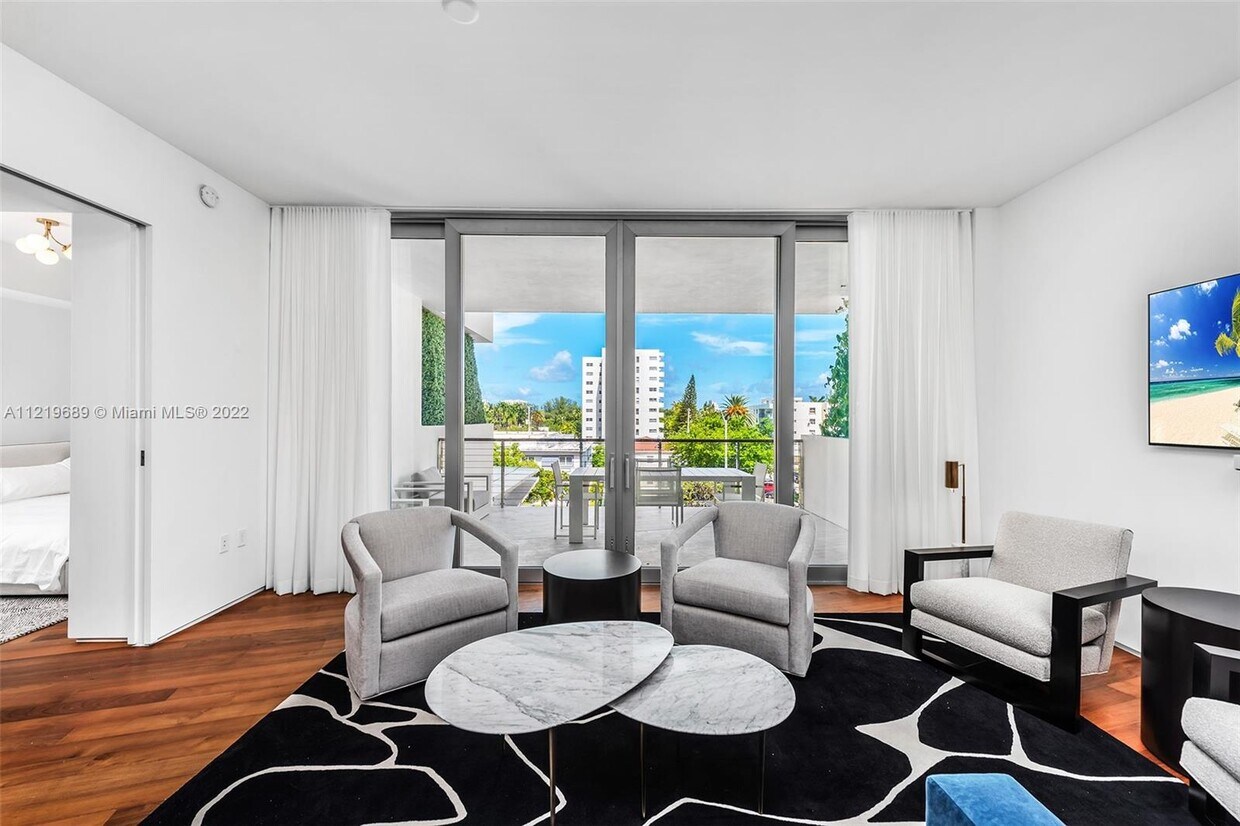 Foto principal - 1300 Monad Terrace