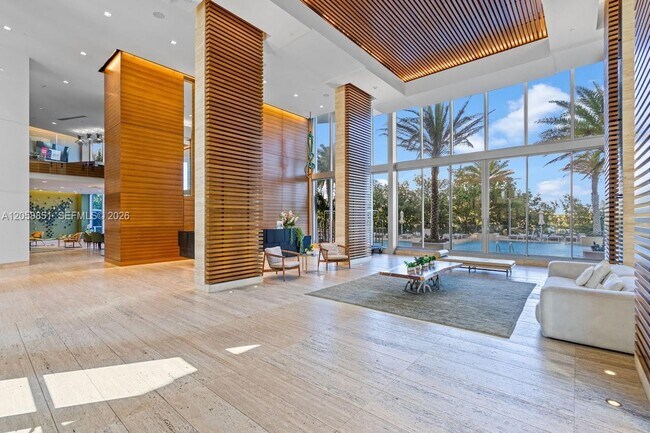 Foto del edificio - 16385 Biscayne Blvd